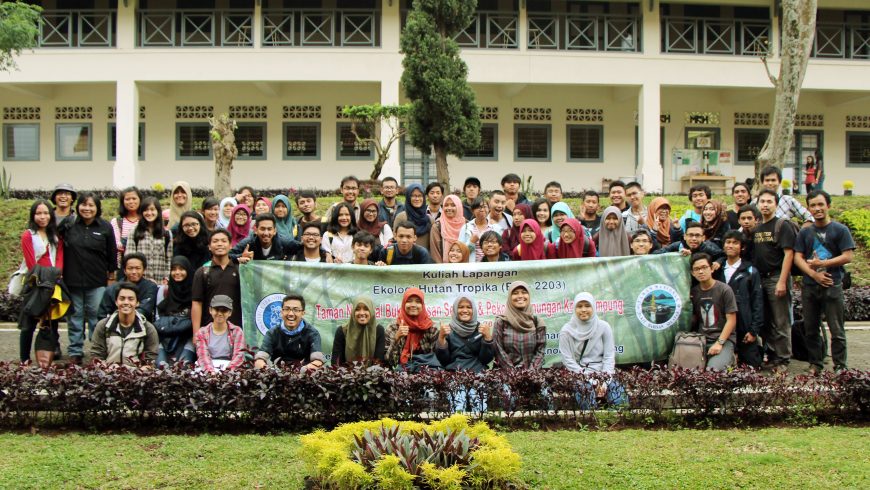 Kuliah Lapangan Ekologi Hutan Tropika 2015